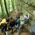 Müllertal_Yves Krippel gibt Erklärungen zu den Farnvorkommen im Müllertal_S. Schneider, 18.06.2017.